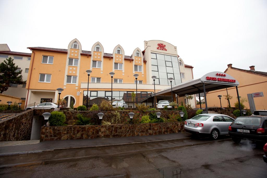 Super Reducere Sejur Oradea 3 nopti cazare la hotel Maxim de la doar 149 euro/persoana!